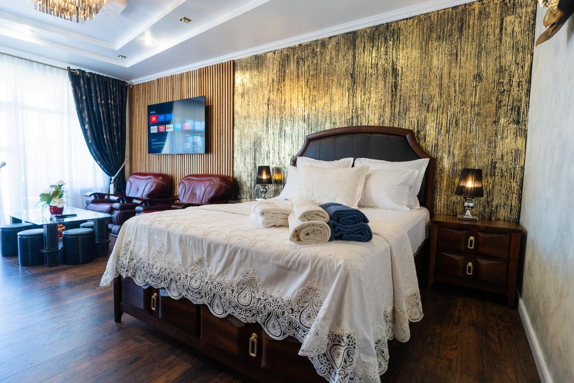 Charming In Near Airport Bucarest